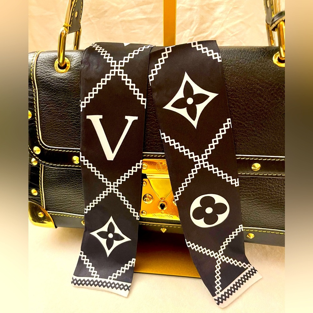 👛 Iconic Flowers and Scripts Print Twilly Bandeau Wrap Scarf